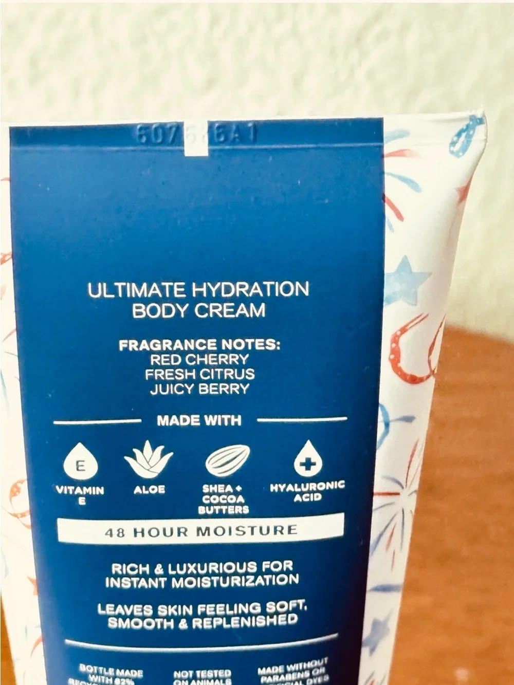 Bath & Body Works Firecracker Pop Body Cream - Blue, White, Red